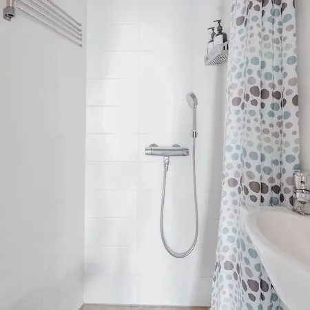 Nordstay - Urban Retreat Near Hietaniemi Self Check-in Apartamento