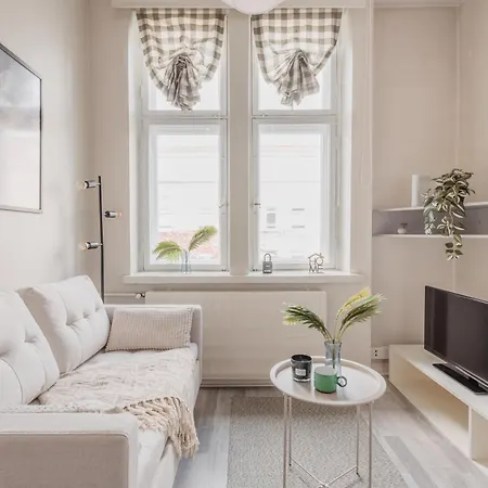 Nordstay - Urban Retreat Near Hietaniemi Self Check-in Хельсинки