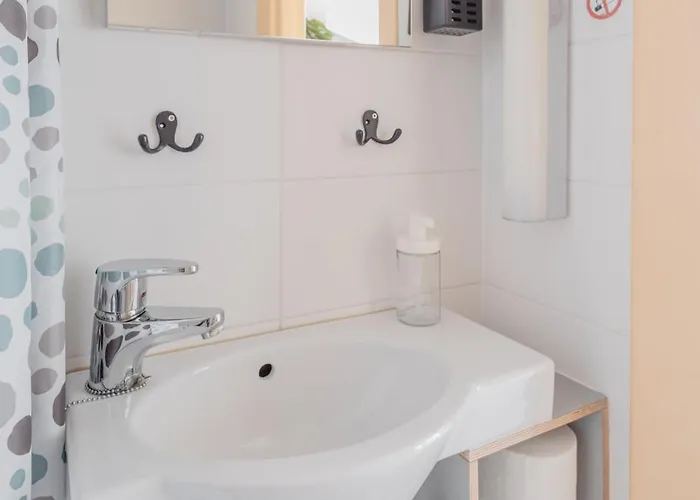 Nordstay - Urban Retreat Near Hietaniemi Self Check-in شقة *